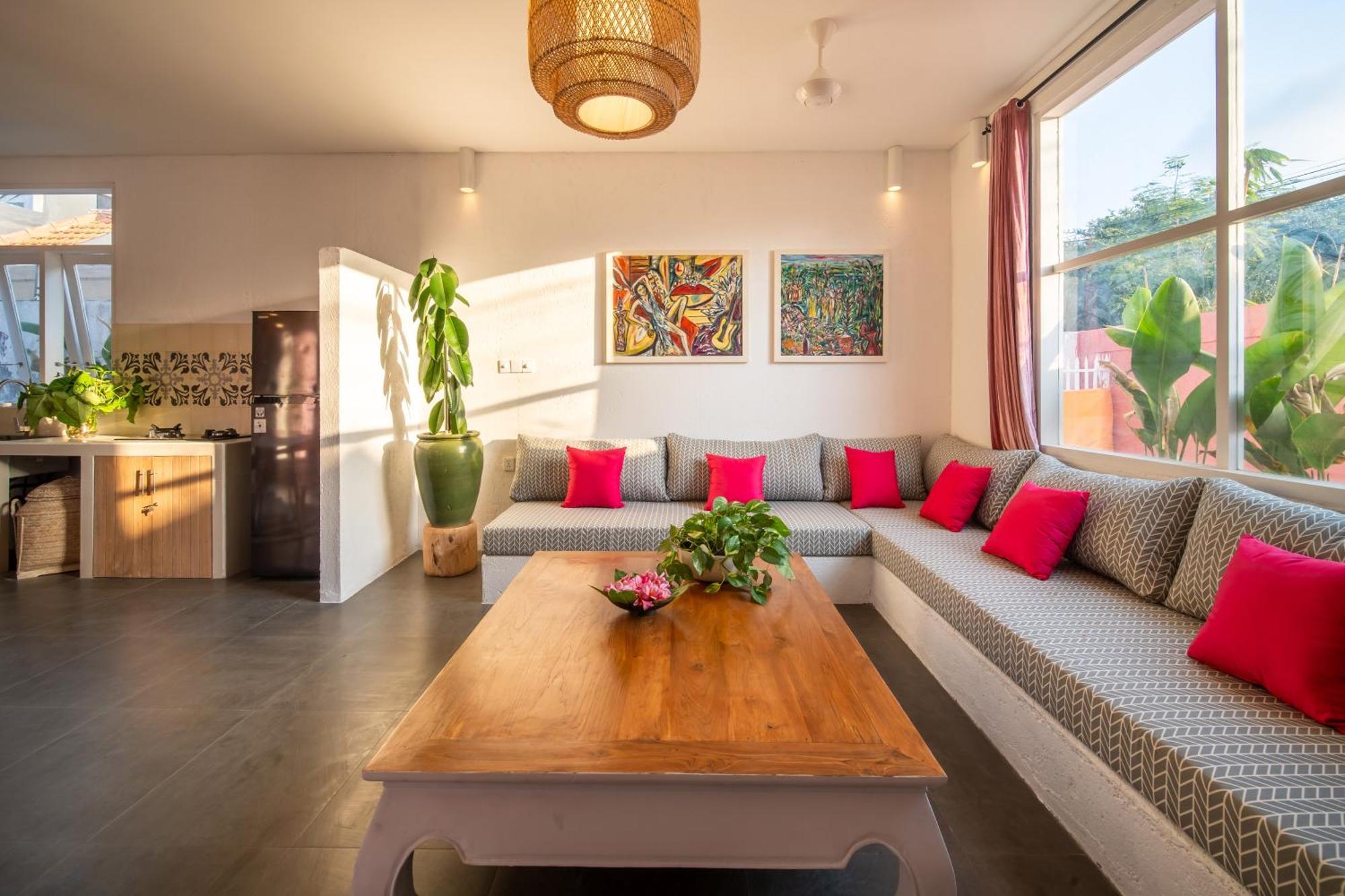 Pinkprivate Balangan - For Cool Adults Only Bed and Breakfast Jimbaran Exteriör bild