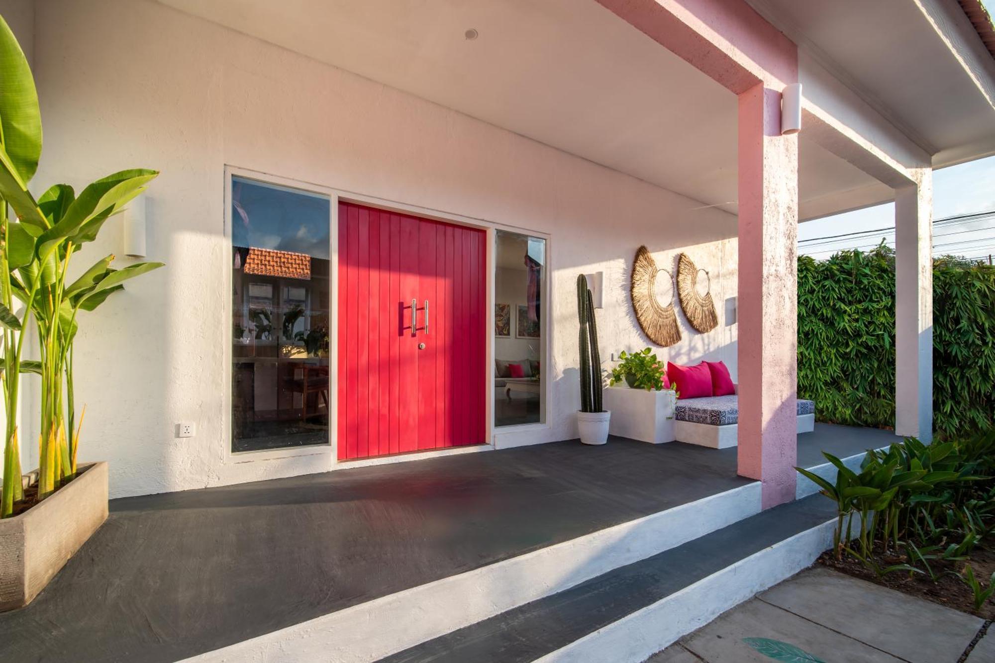 Pinkprivate Balangan - For Cool Adults Only Bed and Breakfast Jimbaran Exteriör bild