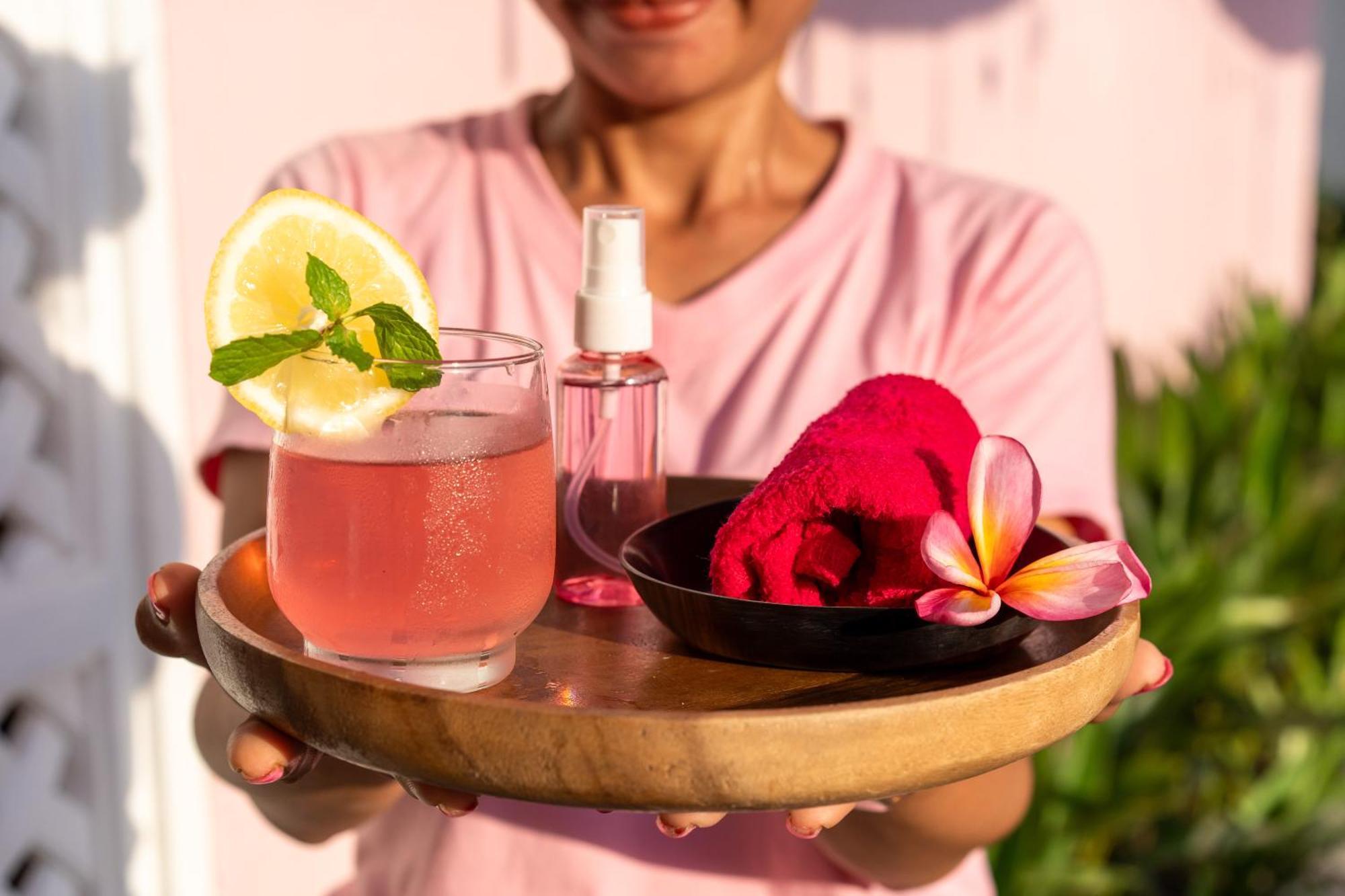 Pinkprivate Balangan - For Cool Adults Only Bed and Breakfast Jimbaran Exteriör bild