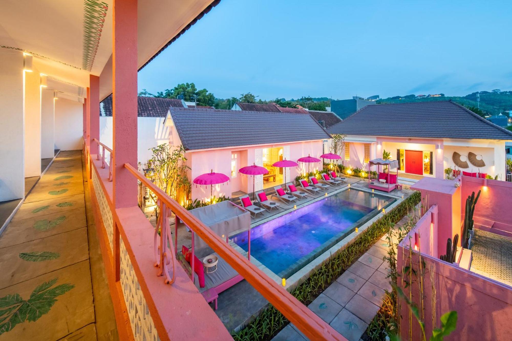 Pinkprivate Balangan - For Cool Adults Only Bed and Breakfast Jimbaran Exteriör bild